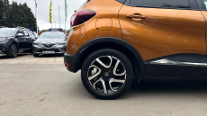 Renault Captur 0.9 TCE 90 Iconic 5dr Petrol Hatchback